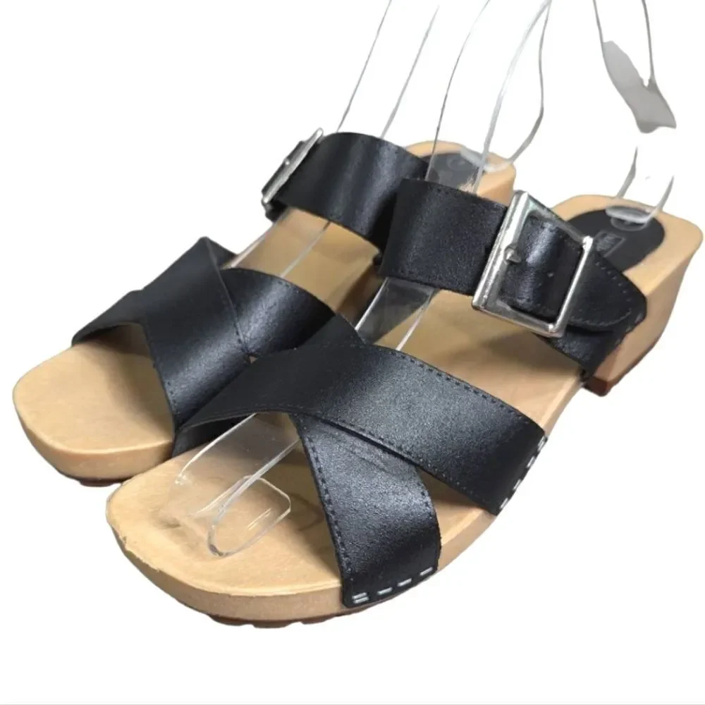 Xhilaration Y2K black leather faux wood chunky platform buckle sandal womens 8